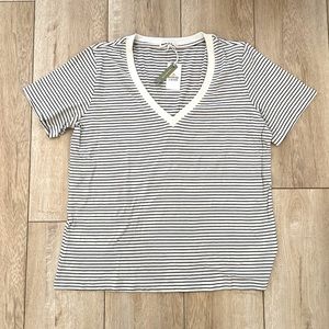 Marine Layer Swing tee. Off-white with navy stripe. Size L.